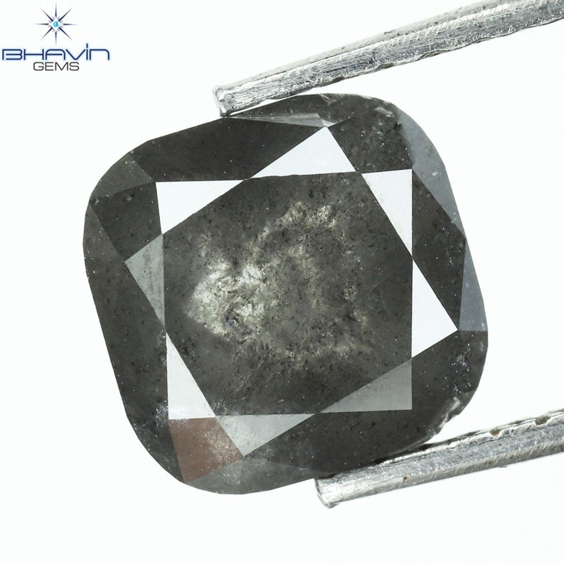 2.22 CT クッション シェイプ ソルト アンド ペッパー カラー ダイヤモンド クラリティ I3 (6.95 MM)