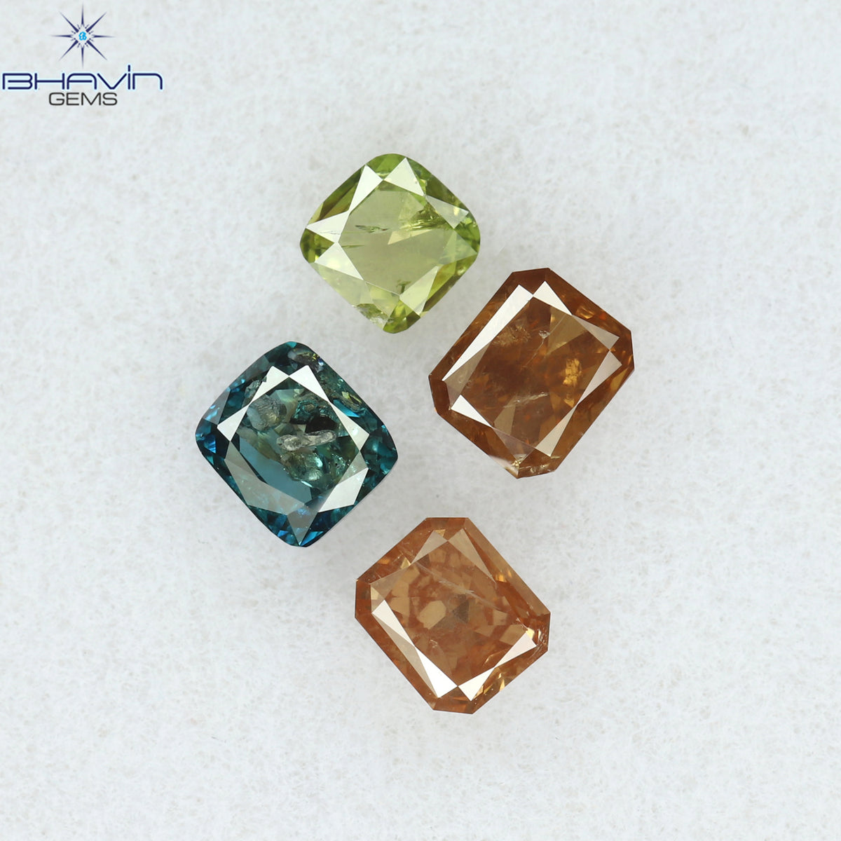 0.57 CT/4 Pcs Natural Cushion Diamond Enhanced Mix Fancy Color Clarity SI2 (3.44 MM)