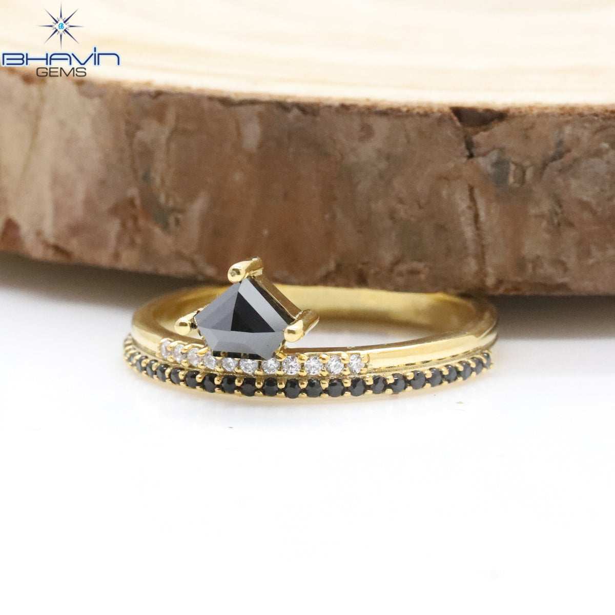 Natural Pentagon Shape Diamond Ring Set with Matching Band