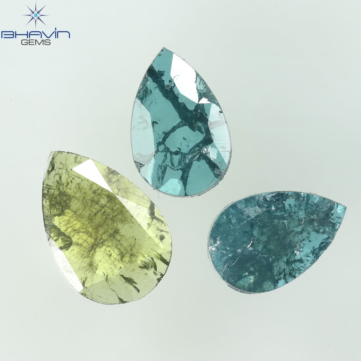 0.71 CT/3 ピース ペアシェイプ ナチュラル ダイヤモンド グリーン ブルー カラー I3 クラリティ (7.04 MM)