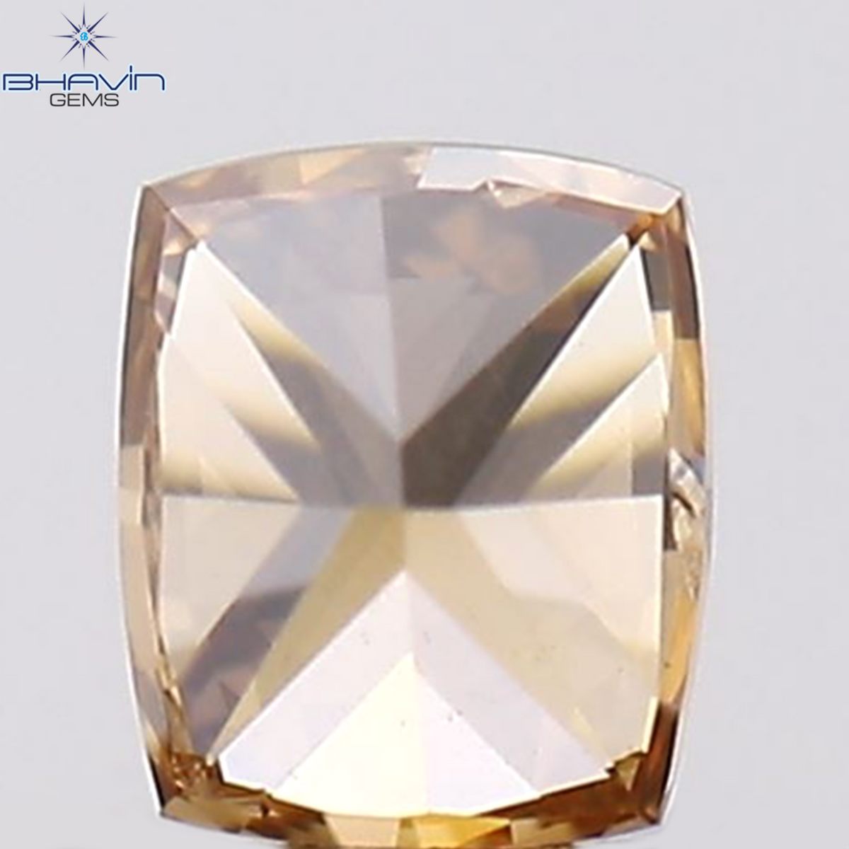 0.05 CT クッションシェイプ 天然ダイヤモンド ピンクカラー VS2 クラリティ (2.28 MM)