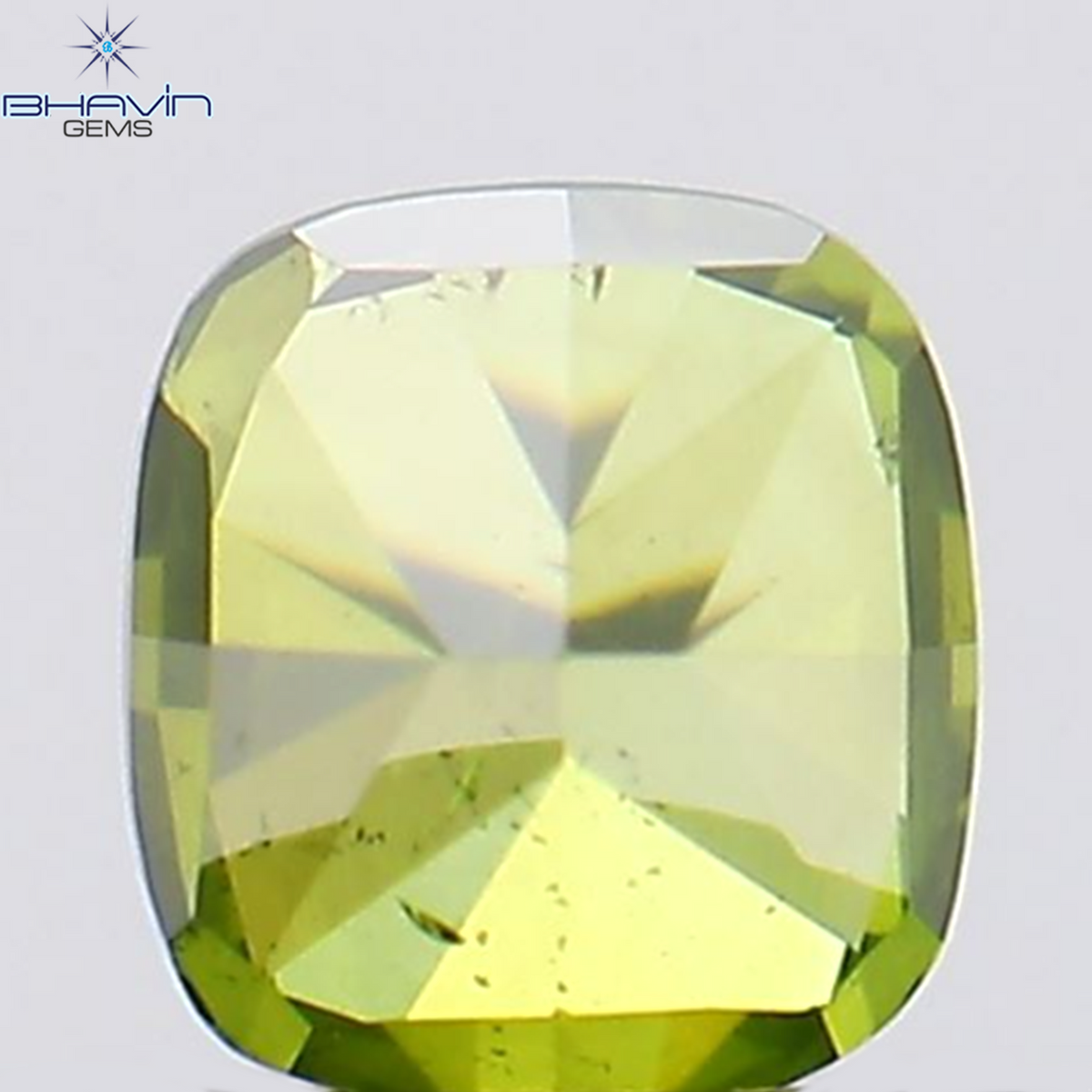 0.24 CT クッション シェイプ ナチュラル ルース ダイヤモンド 強化グリーン カラー SI2 クラリティ (3.55 MM)