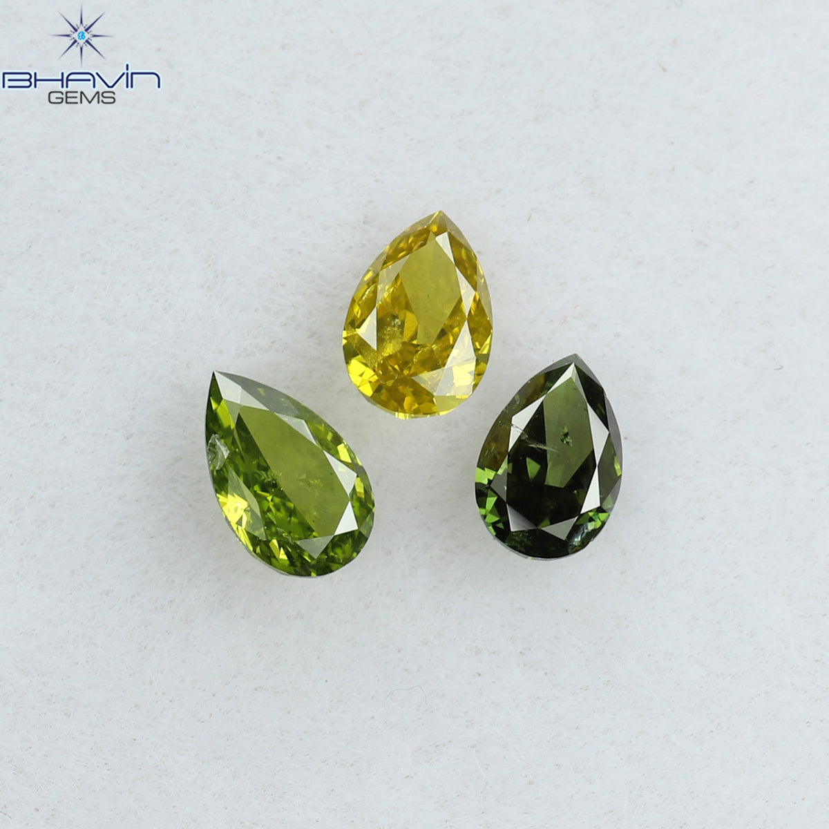 0.41 CT/3 Pcs Natural Pear Diamond Enhanced Green Yellow Color Clarity SI (4.21 MM)