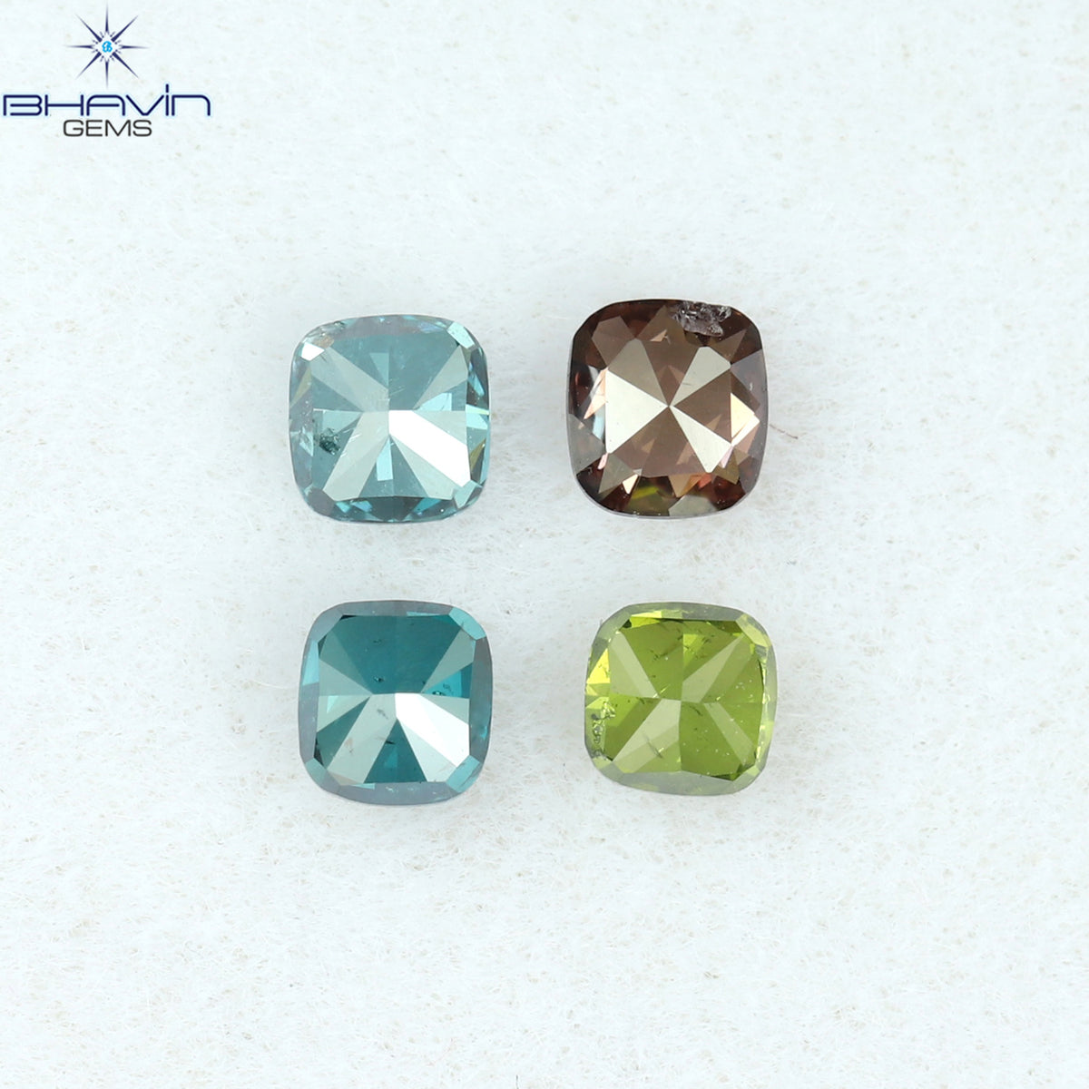 0.42 CT/4 Pcs Natural Cushion Diamond Enhanced Mix Fancy Color Clarity SI1 (2.72 MM)