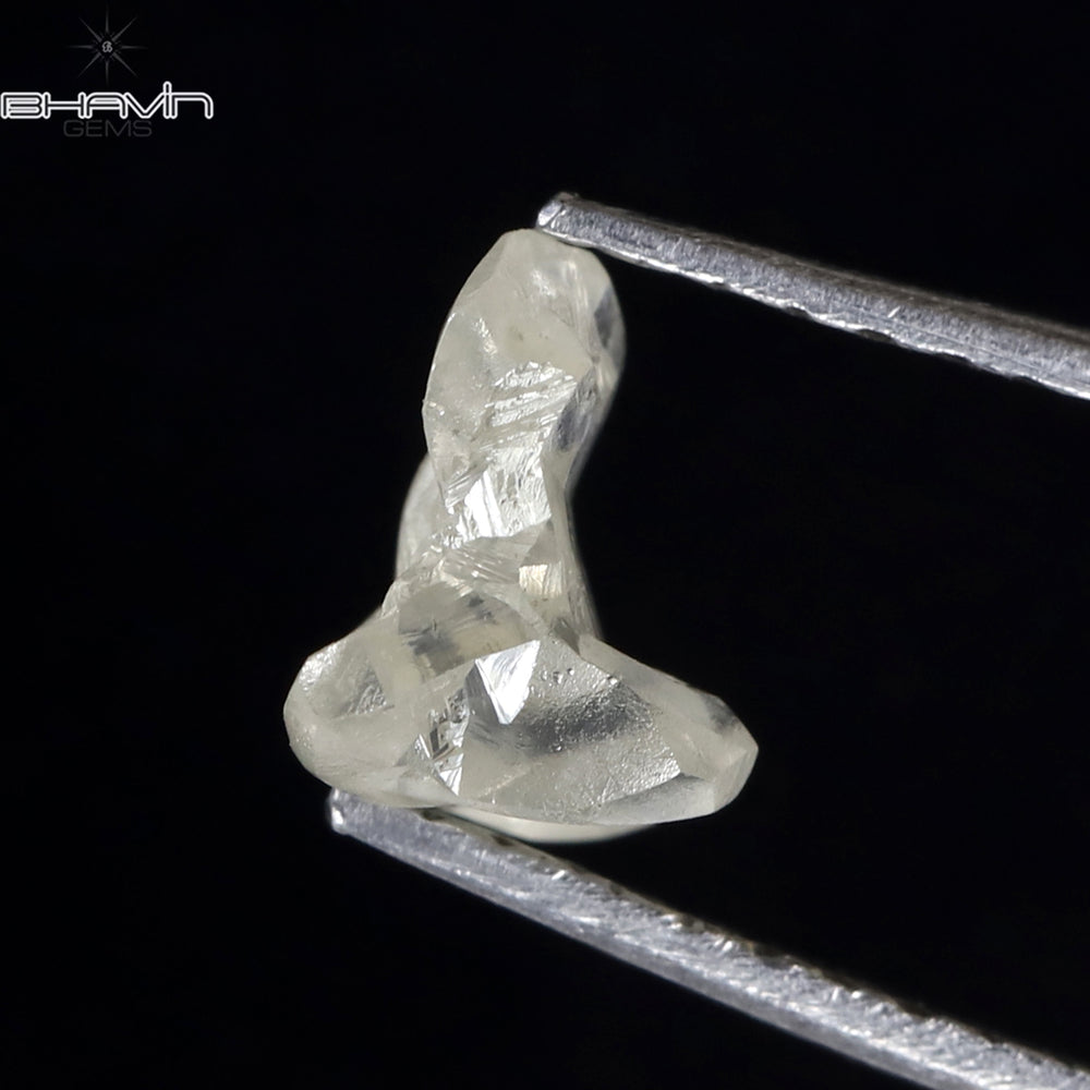 0.82 CT ラフシェイプ ナチュラル ダイヤモンド ホワイト カラー SI1 クラリティ (7.16 MM)
