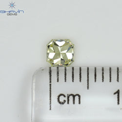 0.28 CT ラディアント シェイプ ナチュラル ダイヤモンド イエロー カラー VS2 クラリティ (3.74 MM)