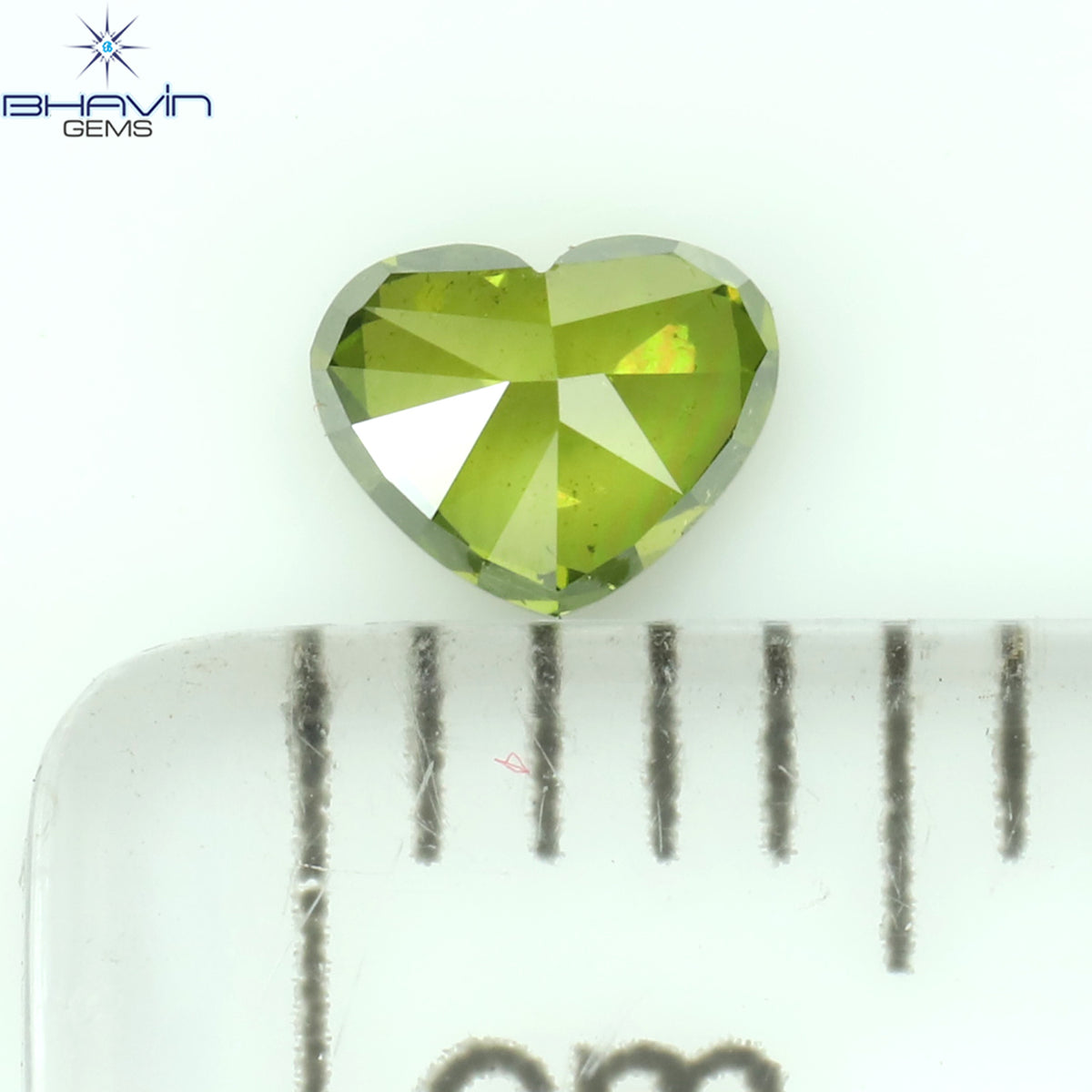 0.23 CT Natural Heart Diamond Enhanced Green Color Clarity VS2 (4.05 MM)