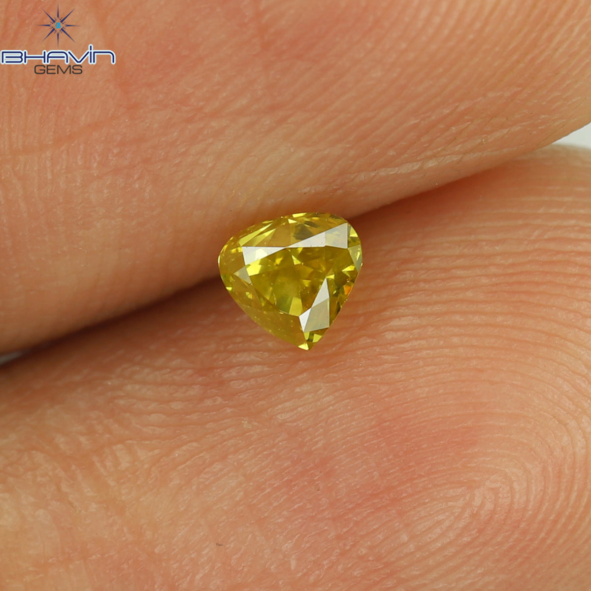 0.25 CT ハート シェイプ ナチュラル ダイヤモンド イエロー カラー VS2 クラリティ (3.73 MM)