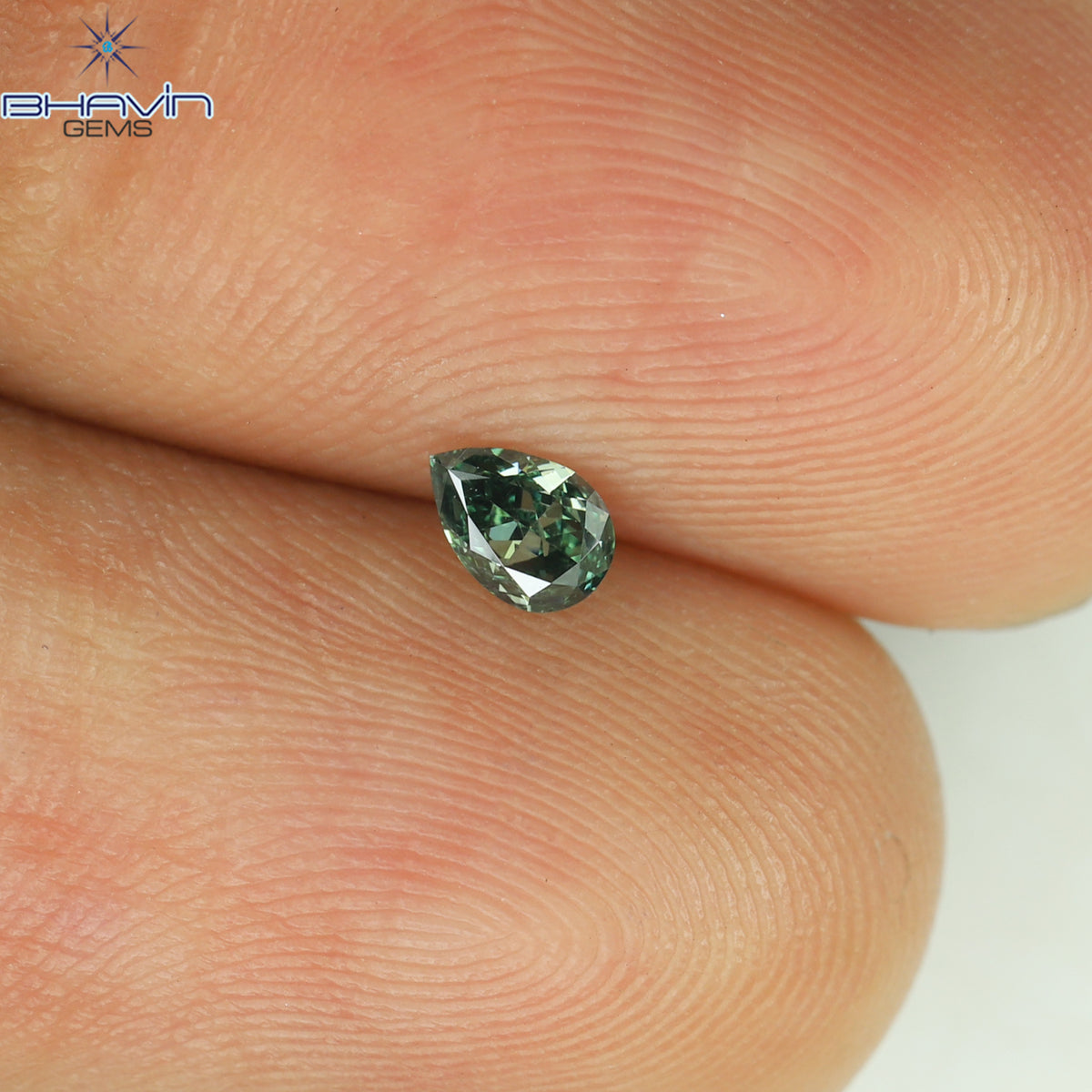 0.11 CT ペアシェイプ 天然ダイヤモンド グリーンカラー VS1 クラリティ (3.90 MM)