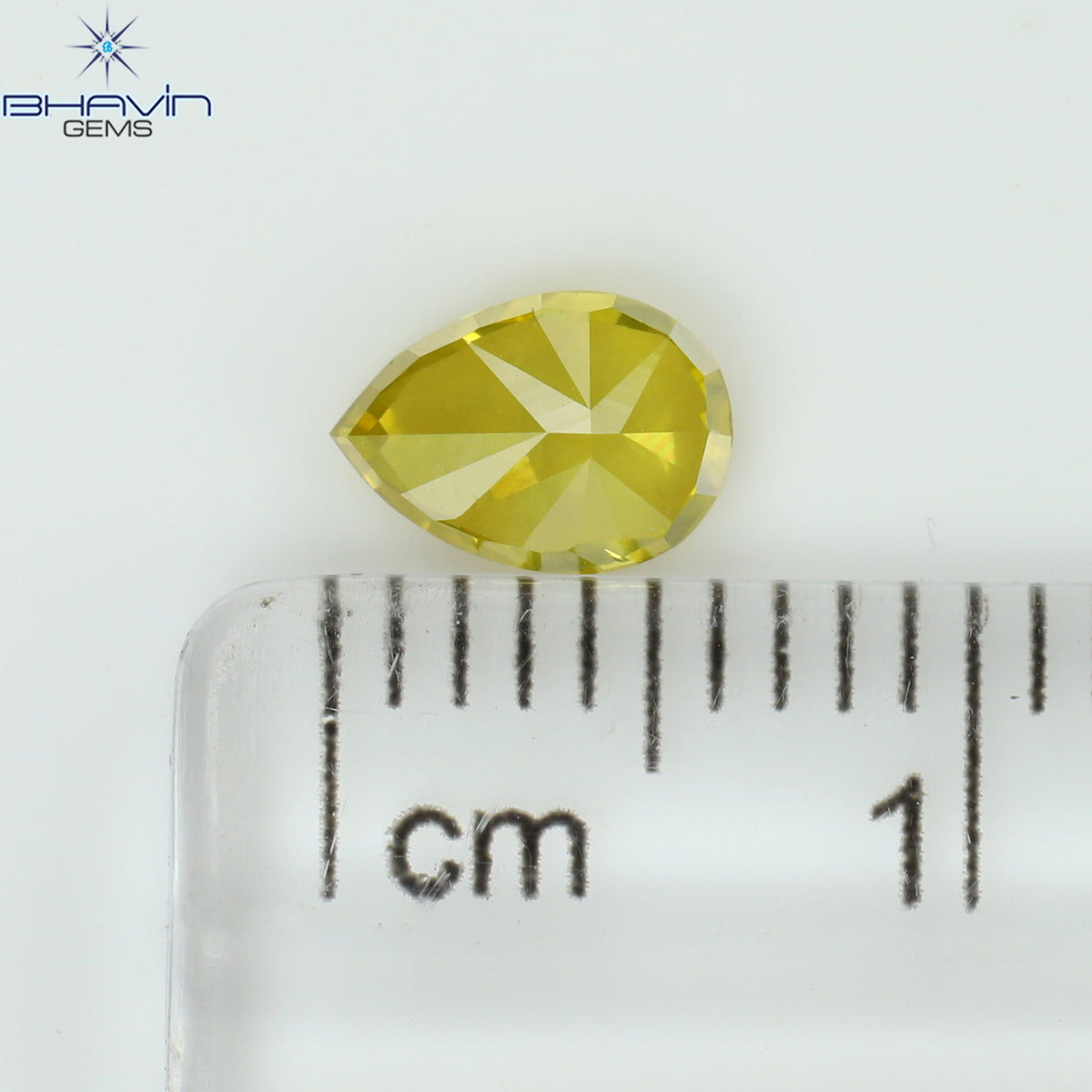 0.56 CT ペアシェイプ ナチュラル ダイヤモンド イエロー カラー VS2 クラリティ (8.30 MM)