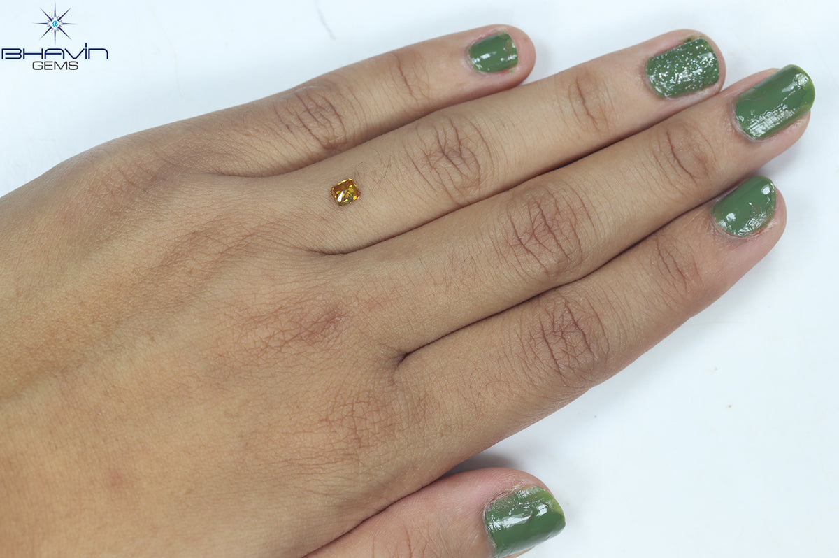 0.34 CT クッション シェイプ 天然ダイヤモンド 強化オレンジ色 VS2 クラリティ (4.25 MM)