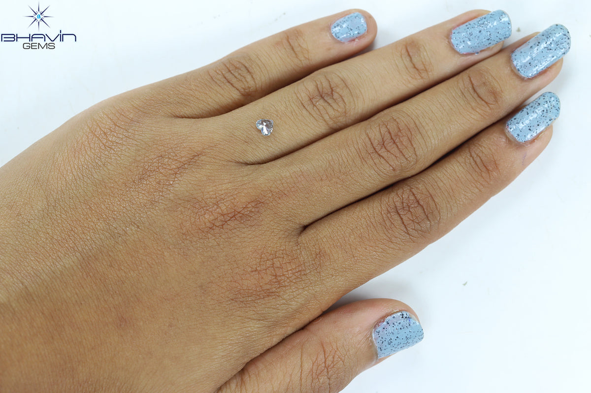 0.29 CT Natural Heart Diamond Enhanced Greenish Blue Color Clarity VS2 (4.25 MM)