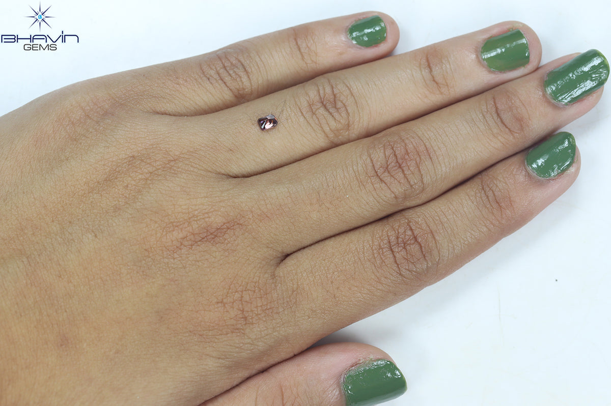 0.21 CT クッション シェイプ ナチュラル ルース ダイヤモンド 強化ピンク色 VS2 クラリティ (3.78 MM)