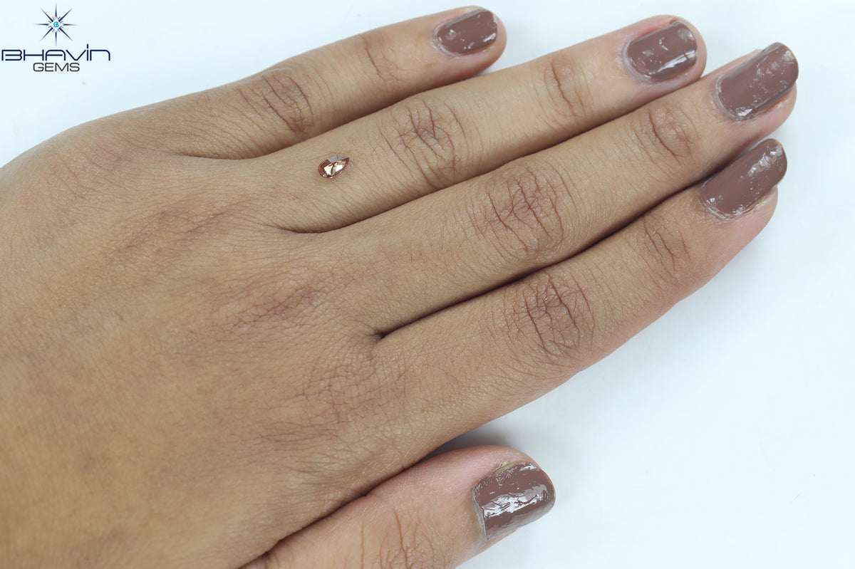 0.24 CT ペアシェイプ ナチュラル ダイヤモンド ピンク色 SI1 クラリティ (5.25 MM)