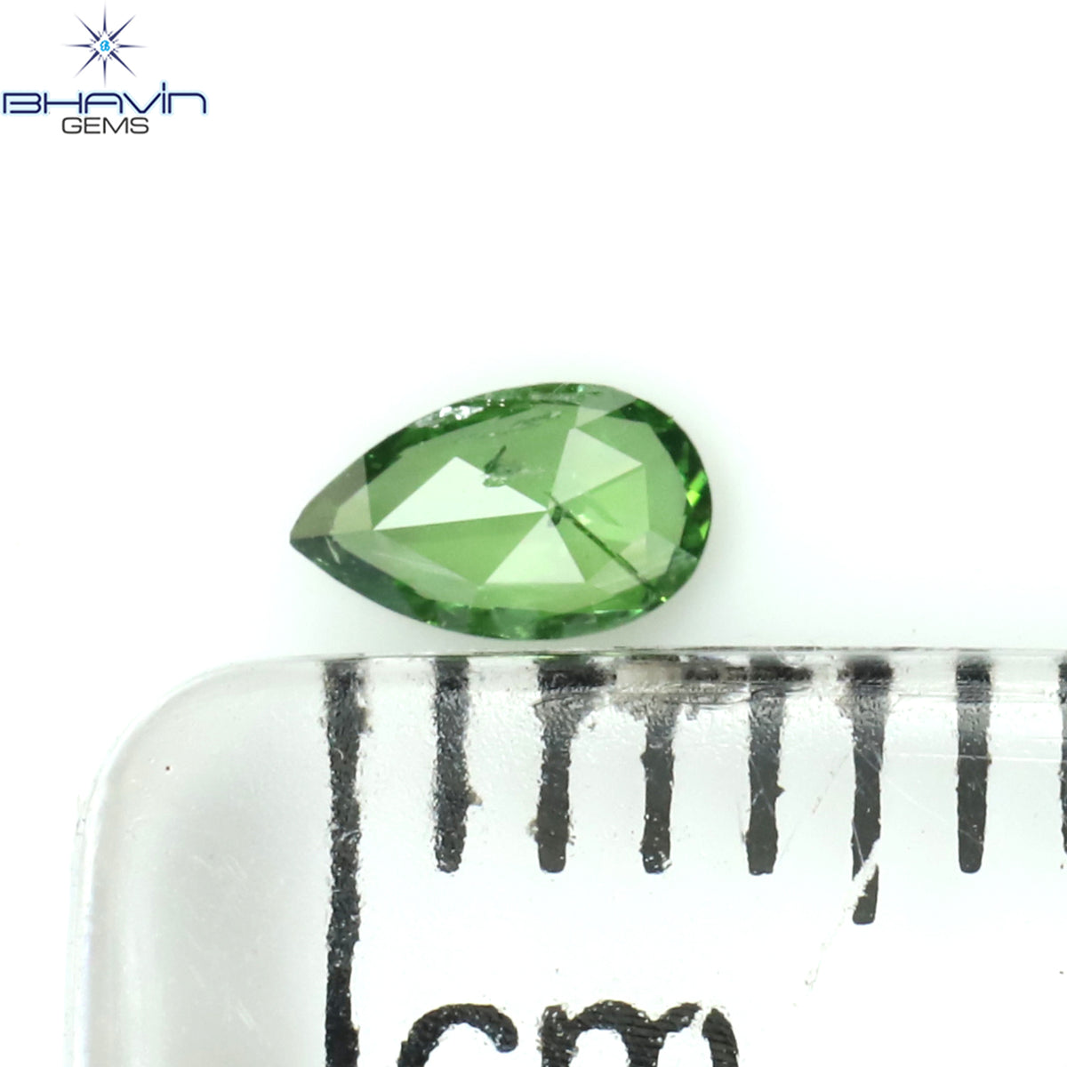 0.23 CT ペアシェイプ ナチュラル ダイヤモンド グリーン カラー I2 クラリティ (6.27 MM)