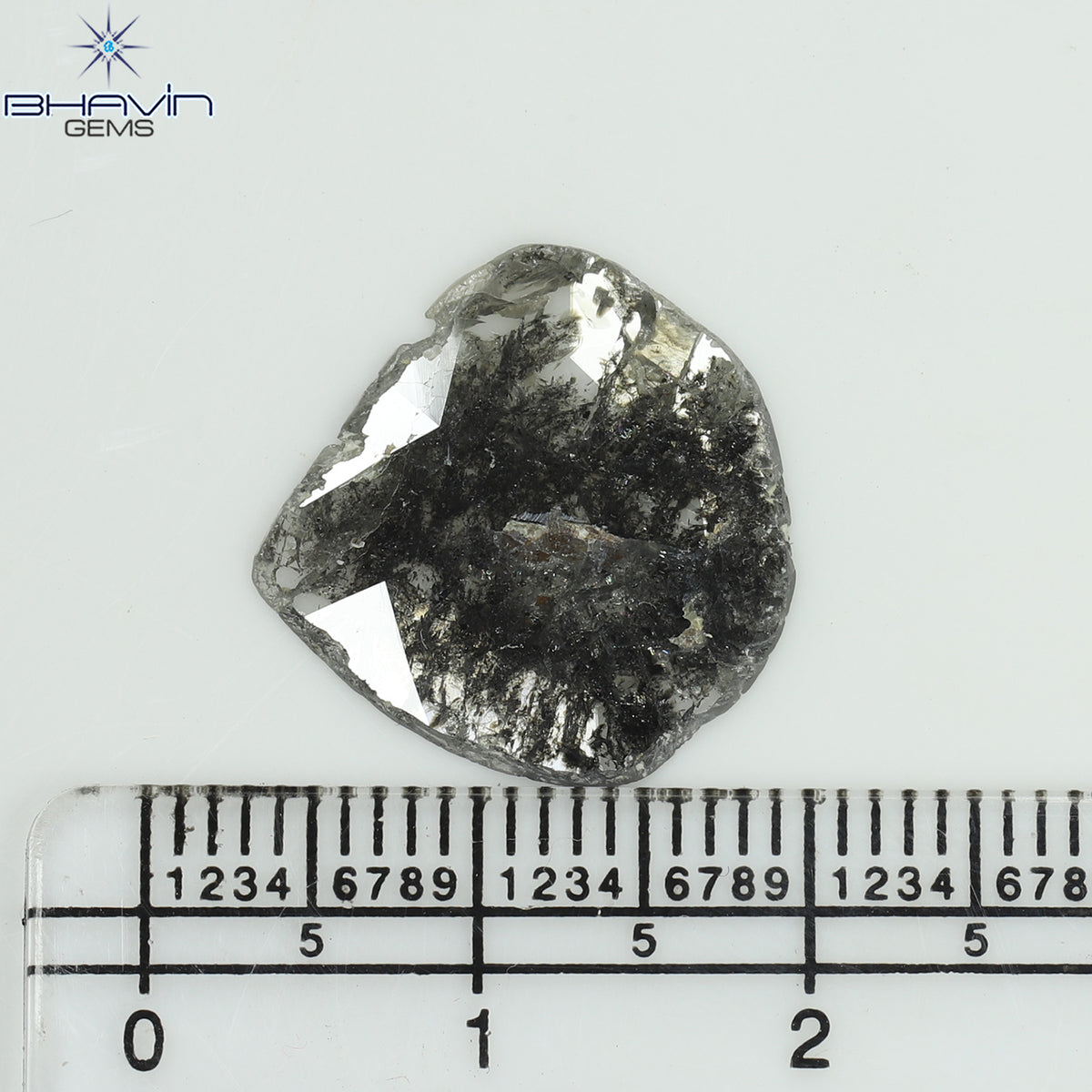 3.38 CT スライス シェイプ ナチュラル ダイヤモンド ソルト アンド ペッパー カラー I3 クラリティ (15.37 MM)