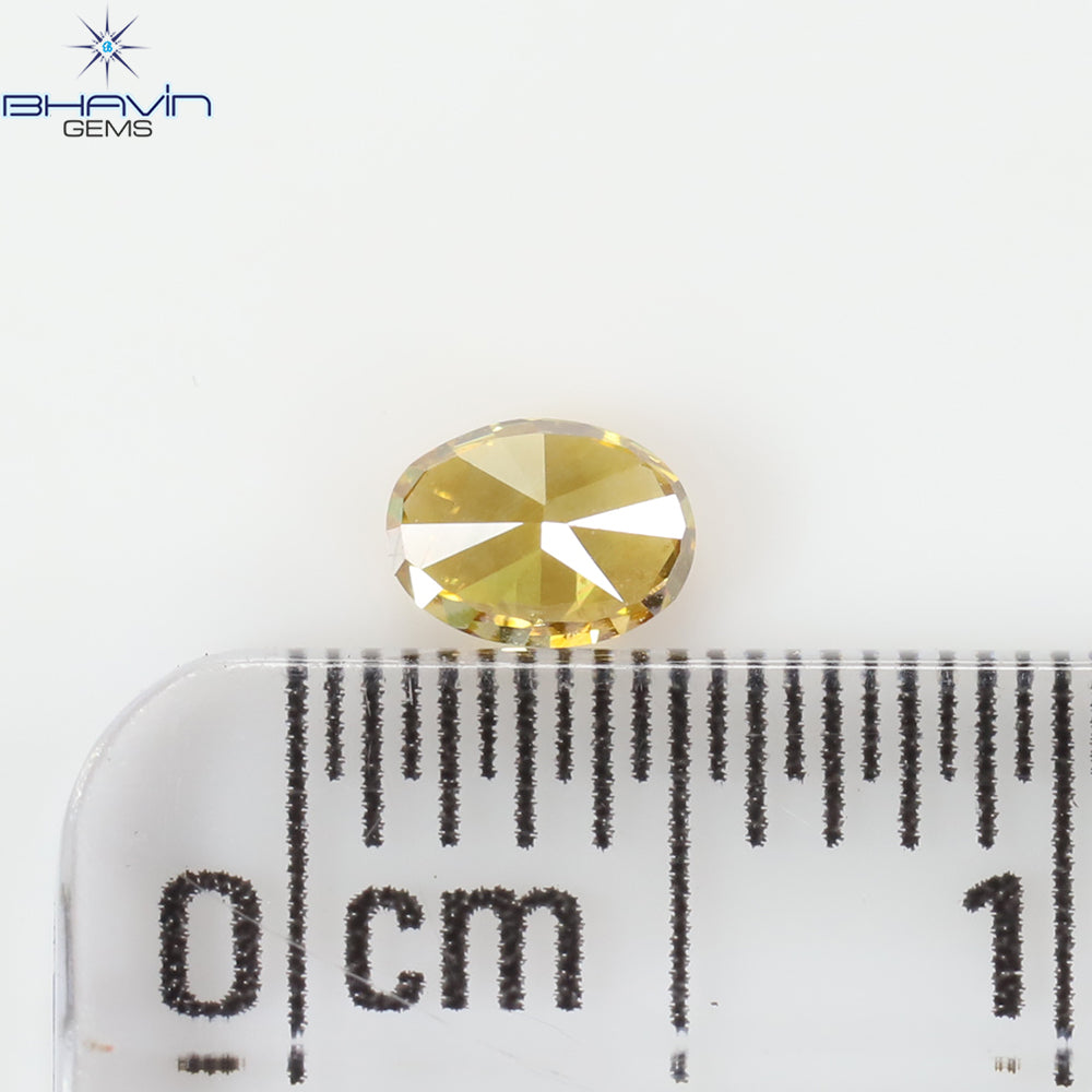 0.23 CT オーバルシェイプ ナチュラル ダイヤモンド オレンジ色 VS2 クラリティ (4.02 MM)