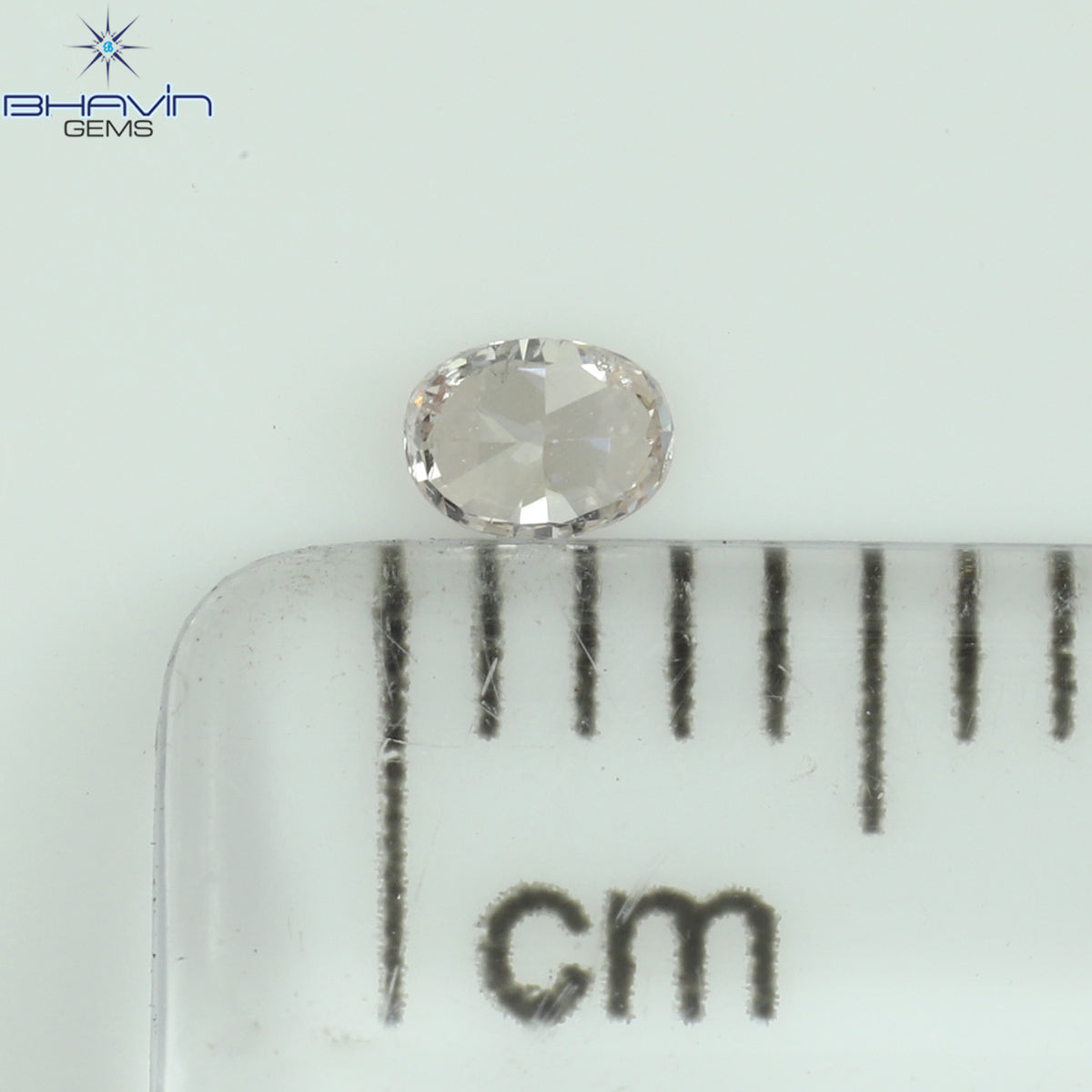 0.30 CT オーバル シェイプ ナチュラル ダイヤモンド ピンク カラー VS2 クラリティ (5.09 MM)