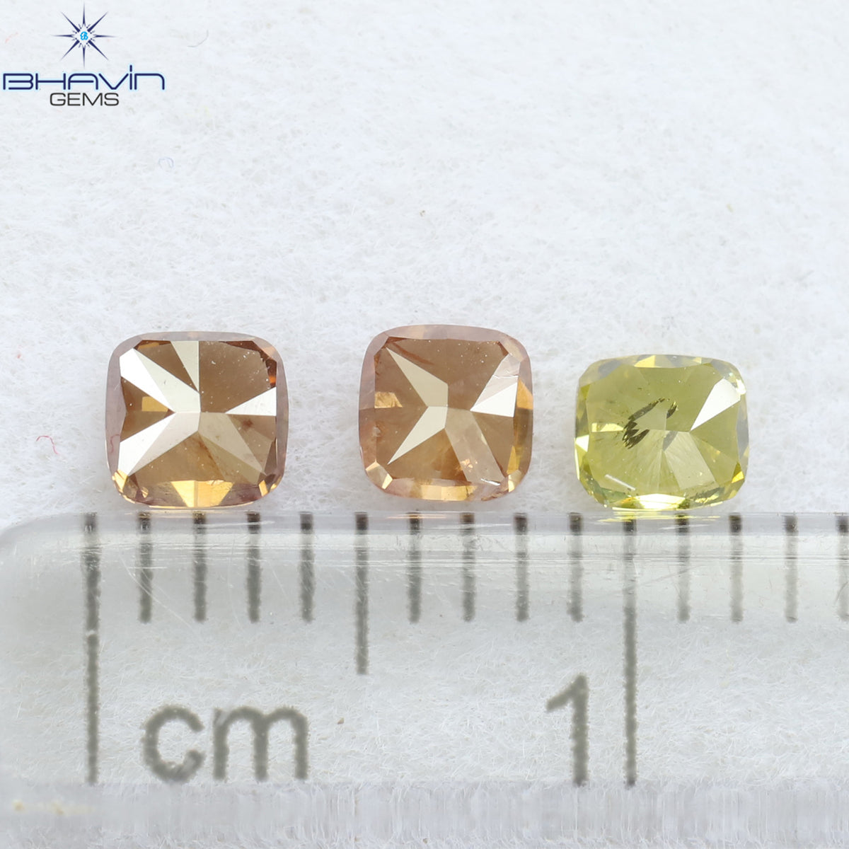 0.65 CT/3 Pcs Natural Cushion Diamond Enhanced Pink Yellow Color Clarity SI2 (3.45 MM)