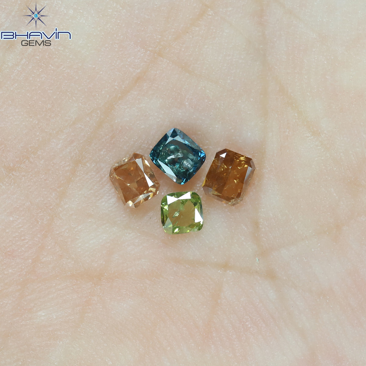 0.57 CT/4 Pcs Natural Cushion Diamond Enhanced Mix Fancy Color Clarity SI2 (3.44 MM)