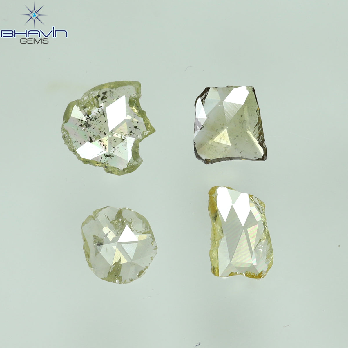 0.51 CT/4 ピース ローズカット ポルキ シェイプ ナチュラル ダイヤモンド ファンシー カラー I2 クラリティ (4.76 MM)
