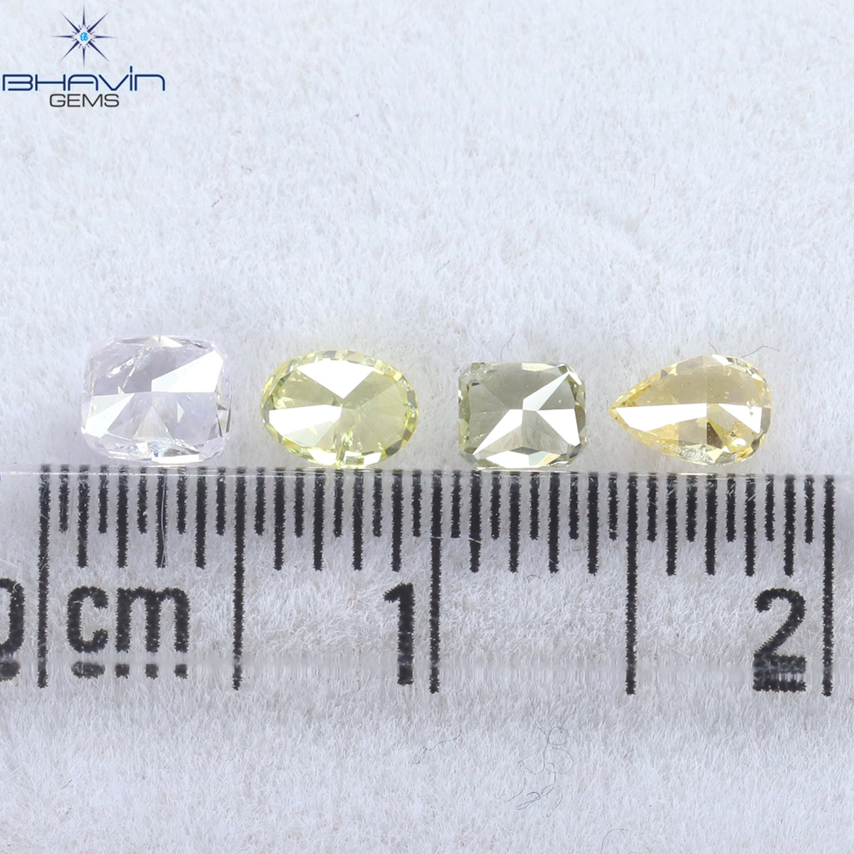 0.77 CT/4 Pcs Natural Mix Diamond Mix Fancy Color Clarity SI2 (4.20 MM)