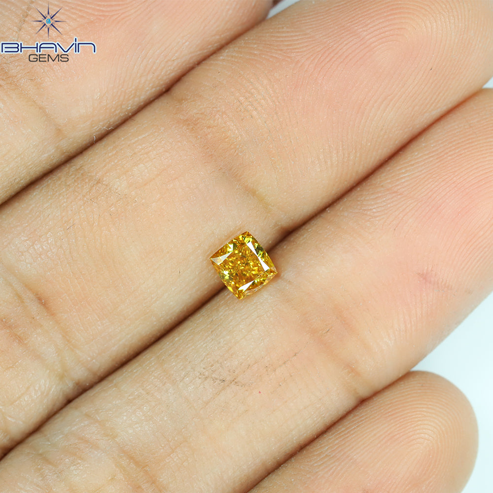 0.35 CT クッション シェイプ ナチュラル ダイヤモンド オレンジ色 VS1 クラリティ (4.08 MM)