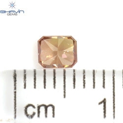 0.22 CT ラディアント シェイプ ナチュラル ダイヤモンド ピンク色 VS1 クラリティ (3.97 MM)
