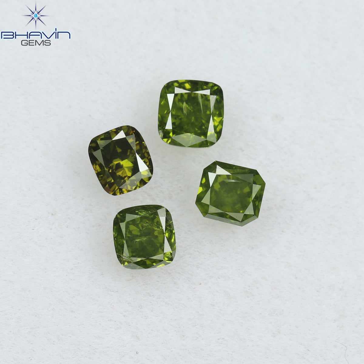 0.56 CT/4 Pcs Natural Cushion Diamond Enhanced Green Color Clarity SI (3.04 MM)