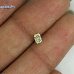 0.19 CT ラディアント シェイプ ナチュラル ダイヤモンド イエロー カラー VS1 クラリティ (3.95 MM)