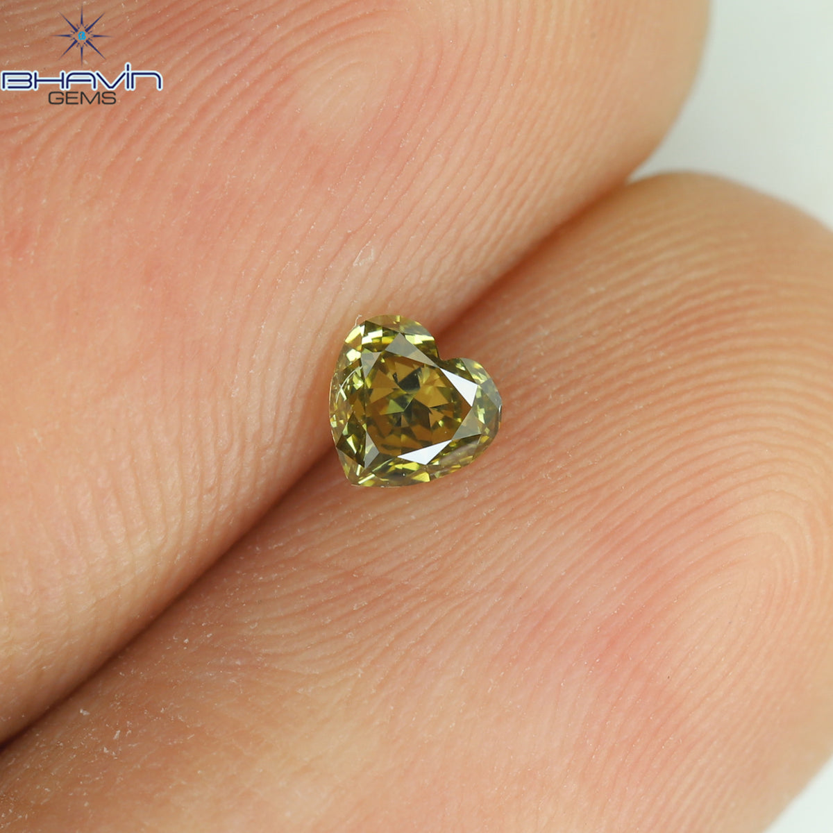 0.16 CT Natural Heart Diamond Green Color Clarity VS1 (3.55 MM)