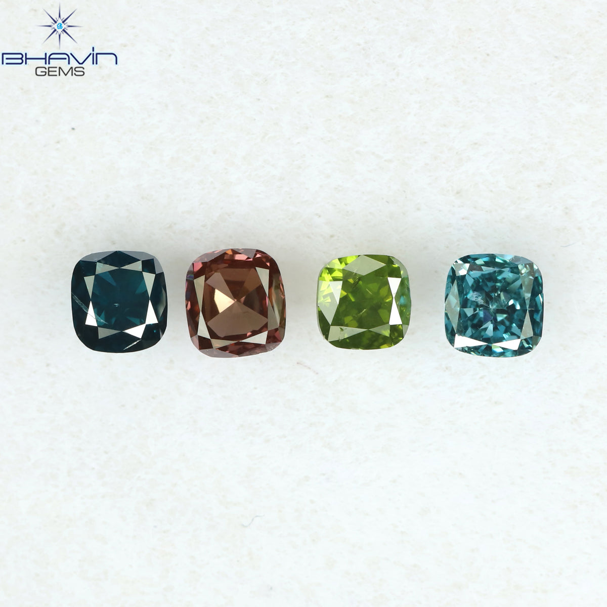 0.42 CT/4 Pcs Natural Cushion Diamond Enhanced Mix Fancy Color Clarity SI1 (2.72 MM)