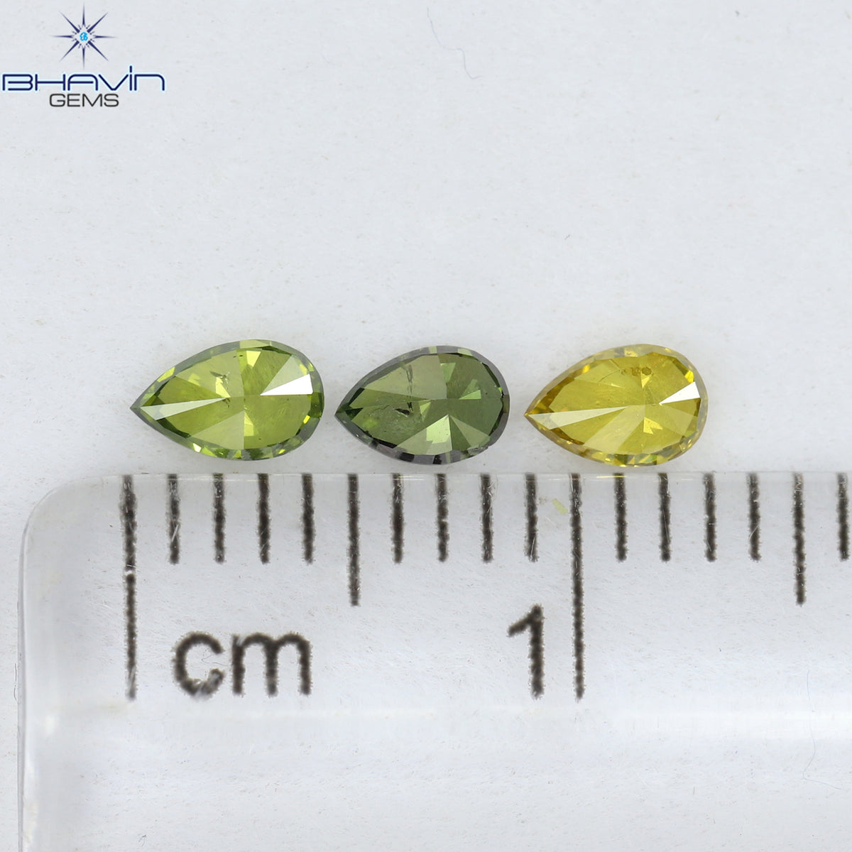 0.41 CT/3 Pcs Natural Pear Diamond Enhanced Green Yellow Color Clarity SI (4.21 MM)