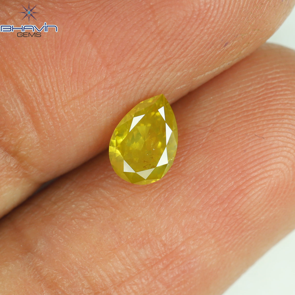 0.56 CT ペアシェイプ ナチュラル ダイヤモンド イエロー カラー VS2 クラリティ (8.30 MM)