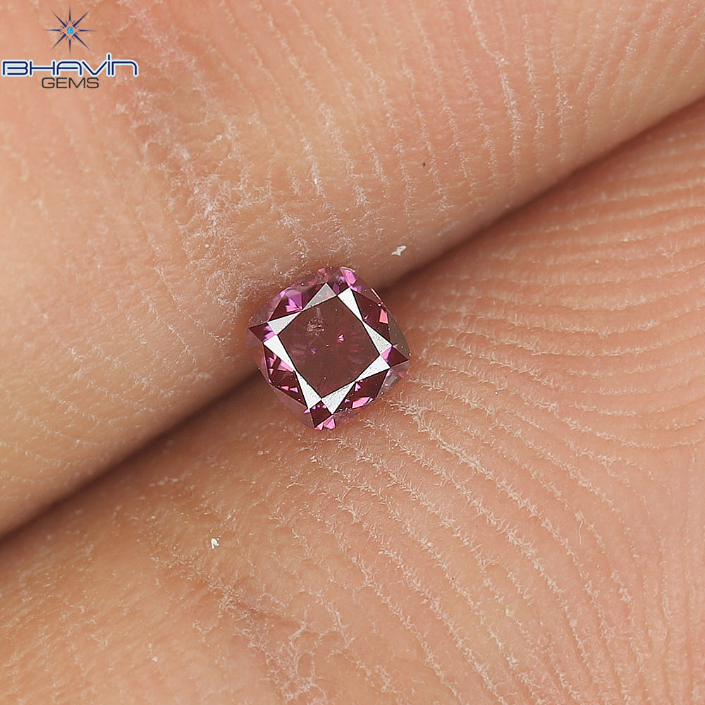 0.15 CT、クッション ダイヤモンド、ピンク色、クラリティ SI1 (2.85 MM)