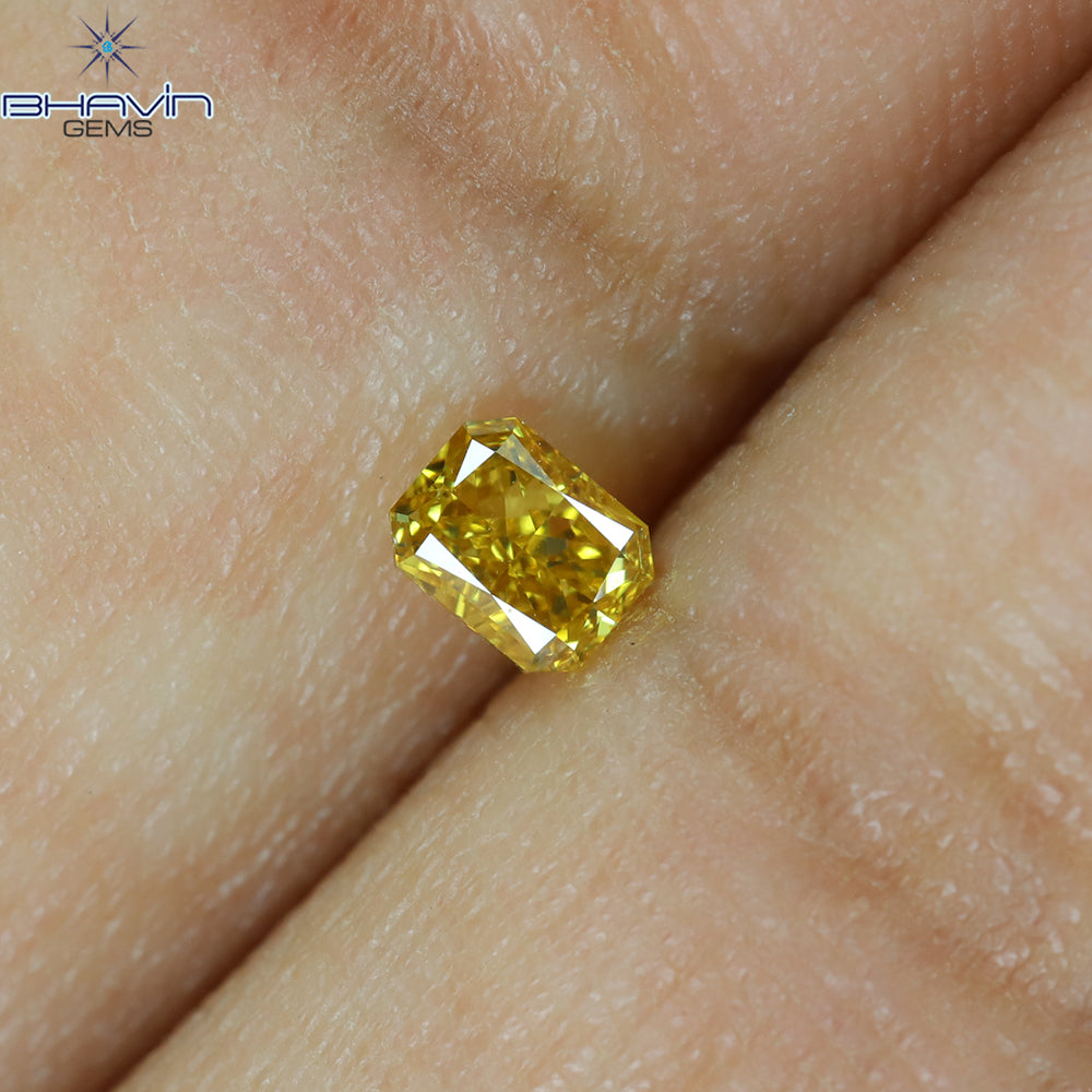0.19 CT Natural Radiant Diamond Orange Color Clarity VS1 (3.48 MM)