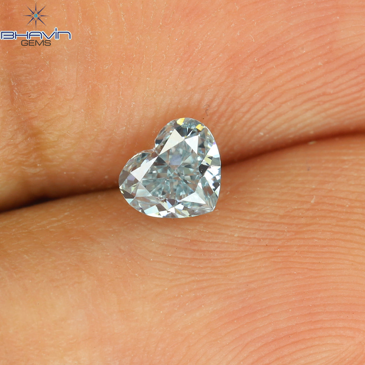 0.44 CT ハート シェイプ ナチュラル ダイヤモンド エンハンスト グリーニッシュ ブルー カラー VS1 クラリティ (4.50 MM)