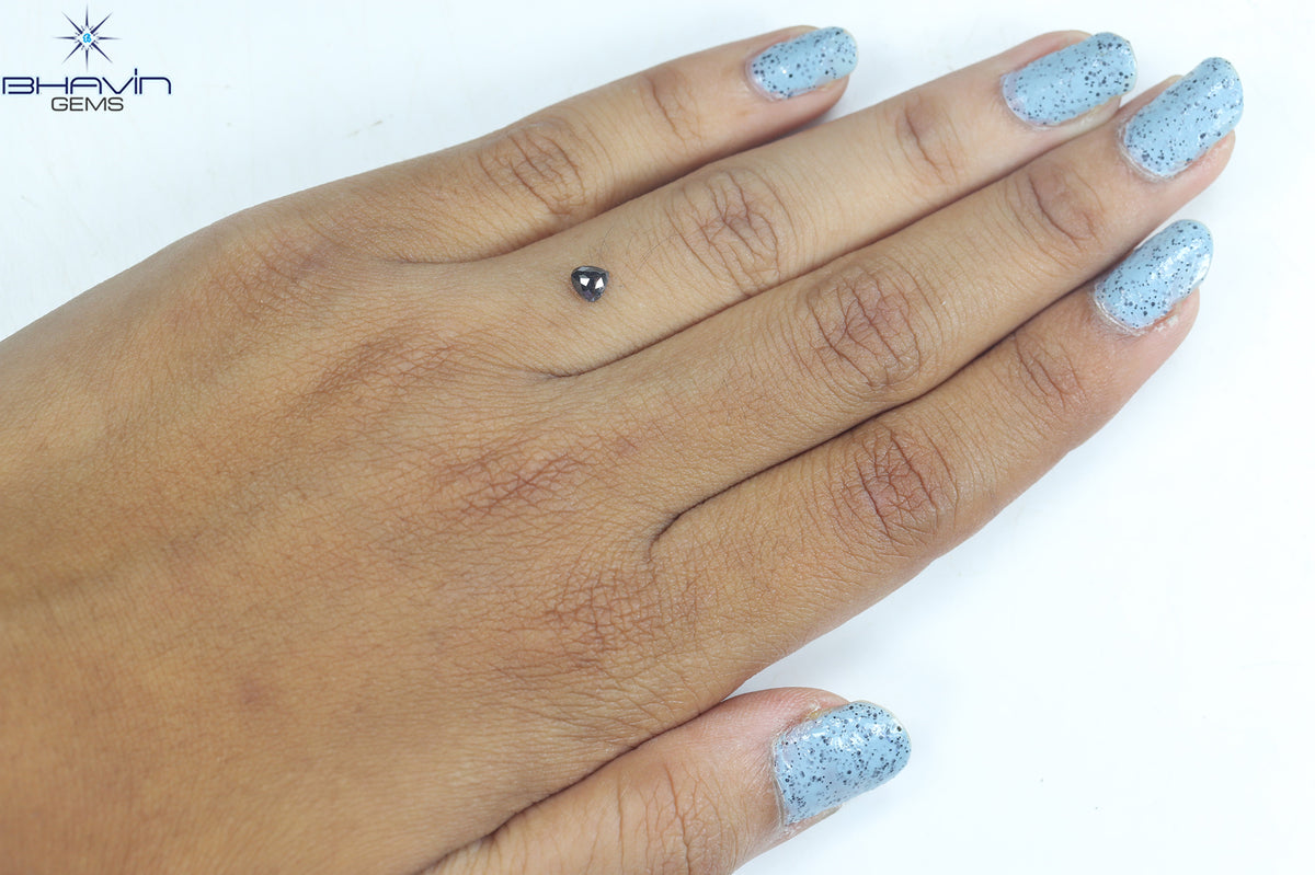 0.29 CT ハート シェイプ ナチュラル ダイヤモンド ソルト アンド ペッパー カラー I3 クラリティ (4.08 MM)