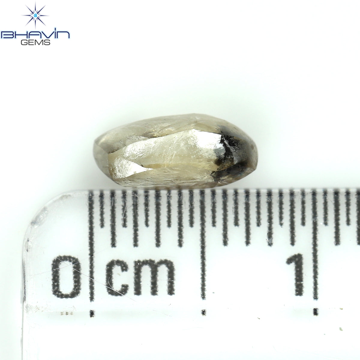 0.84 CT ラフシェイプ ナチュラル ダイヤモンド ピンク色 SI クラリティ (7.26 MM)