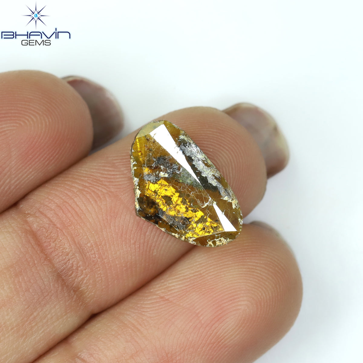 1.43 CT ハート スライス シェイプ ナチュラル ダイヤモンド イエロー カラー I3 クラリティ (14.08 MM)