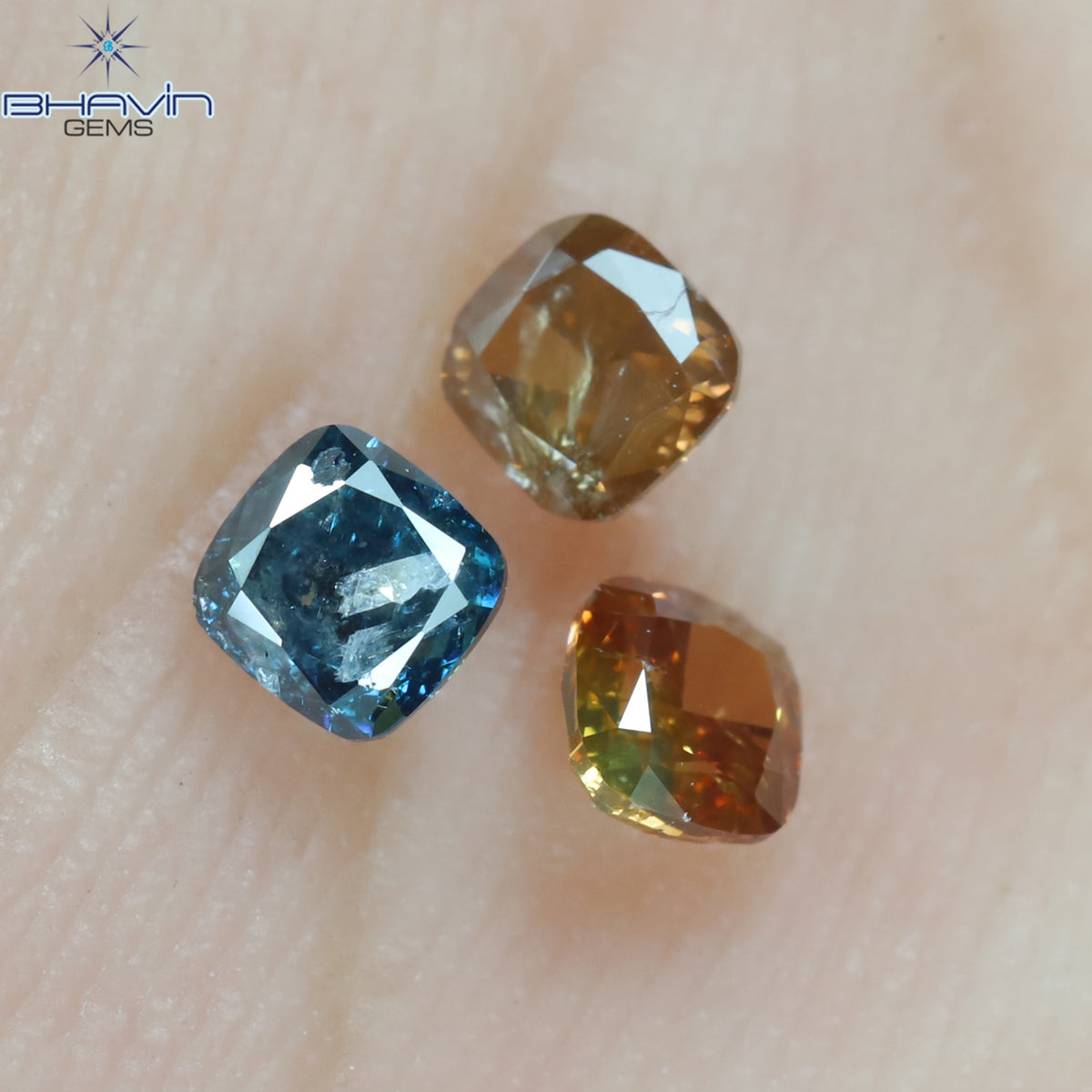 0.56 CT/3 Pcs Natural Cushion Diamond Enhanced Pink Blue Color Clarity I2 (3.18 MM)