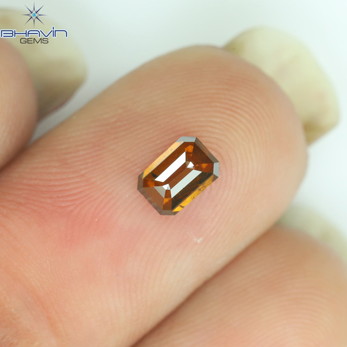 0.42 CT Natural Emerald Diamond Enhanced Cognac Color Clarity SI2 (4.88 MM)