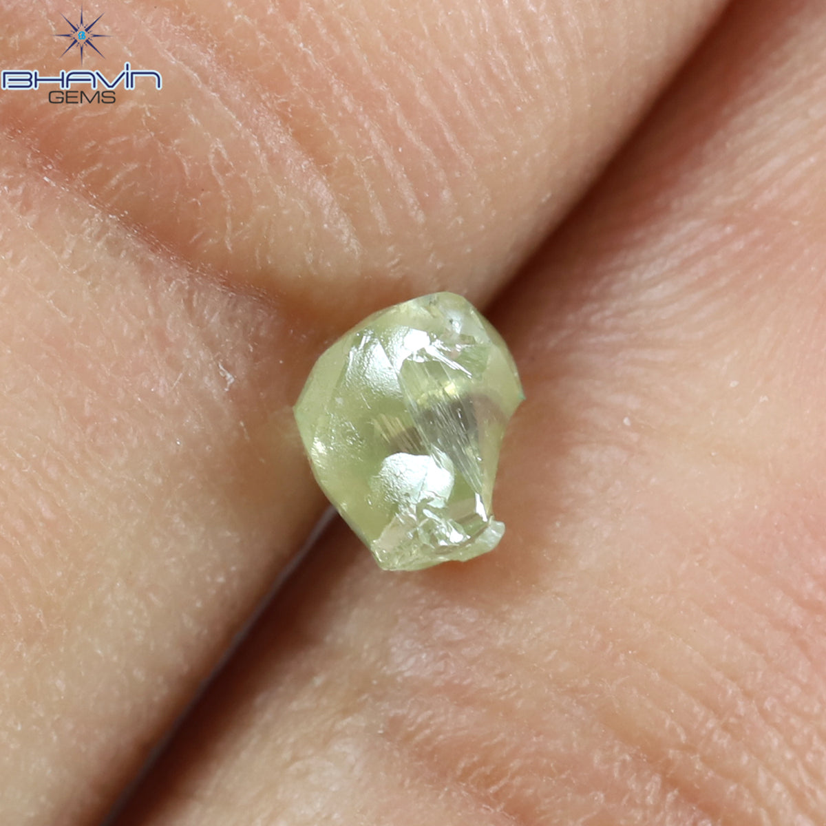 0.54 CT Natural Rough Diamond Green Yellow Color Clarity SI (4.86 MM)