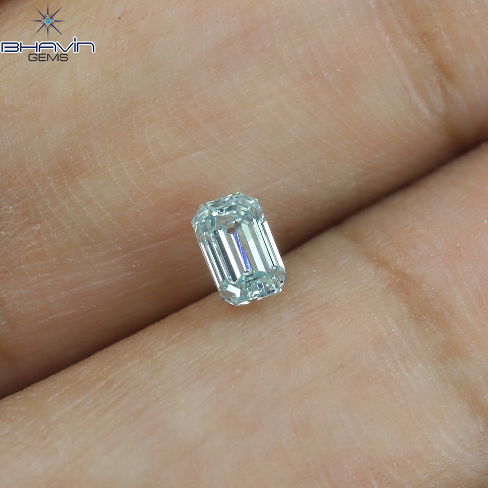 0.38 CT Natural Emerald Diamond Enhanced Greenish Blue Color Clarity VS1 (4.87 MM)