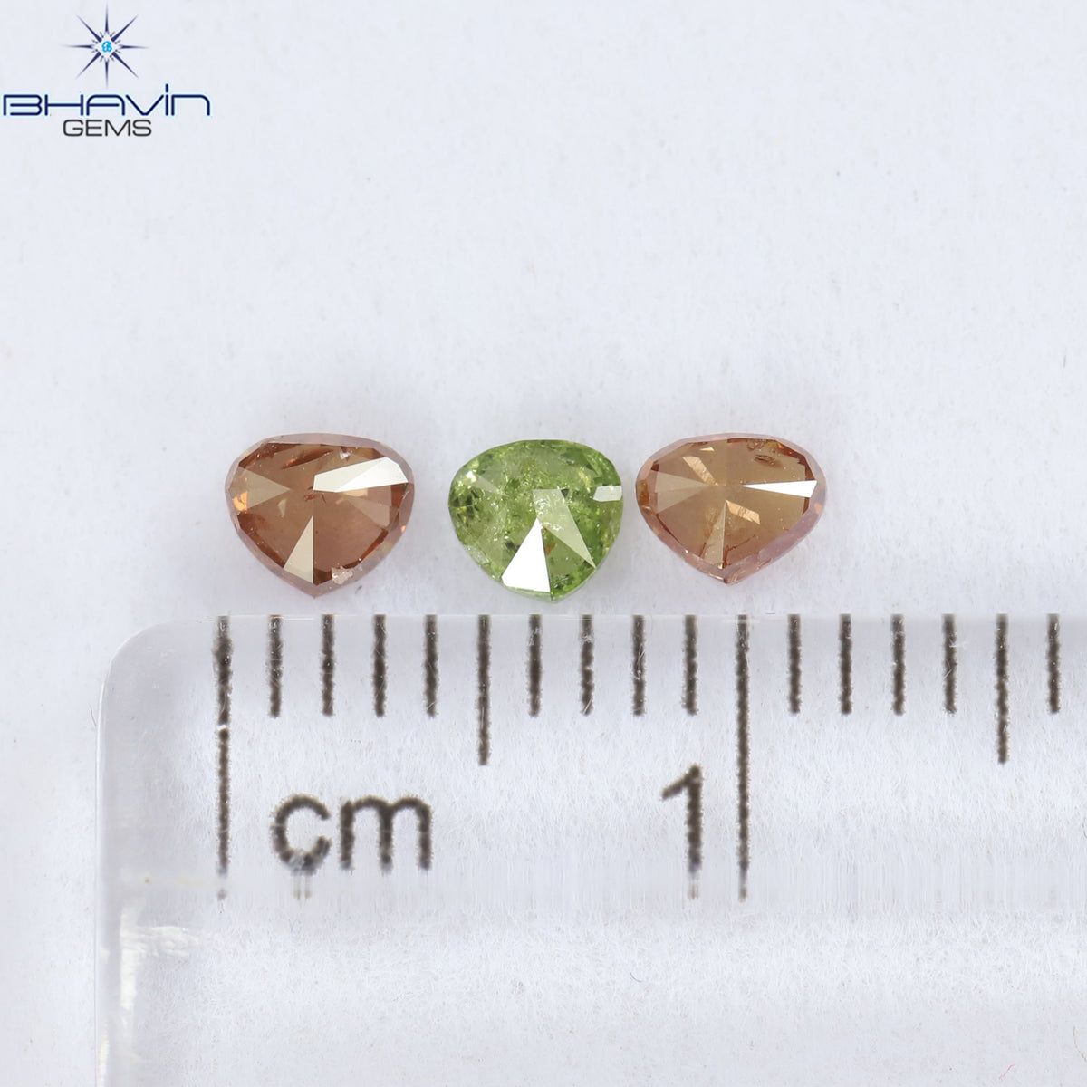 0.51 CT/3 ピース ハートシェイプ エンハンスト ピンク グリーン カラー ナチュラル ルース ダイヤモンド I1 クラリティ (3.20 MM)