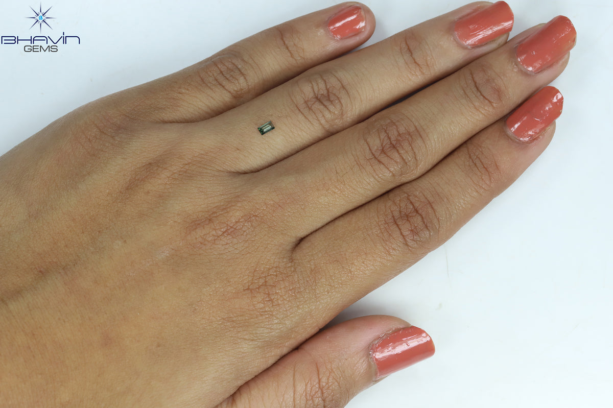 0.06 CT Natural Baguette Diamond Enhanced Green Color Clarity VS2 (3.23 MM)