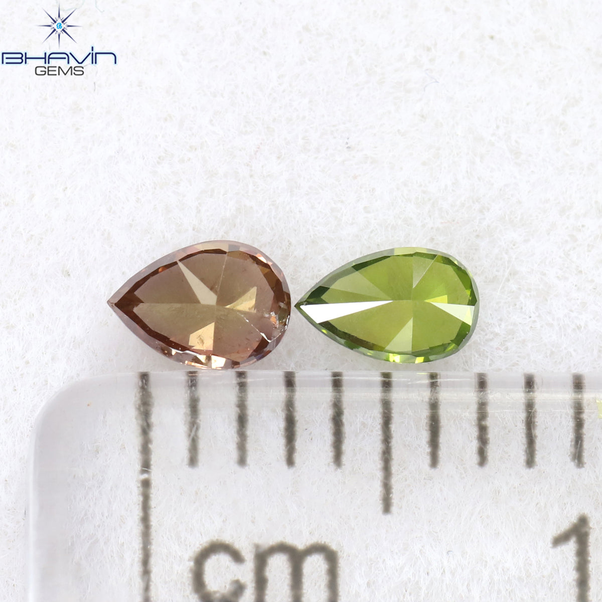 0.21 CT/2 ピース ペアシェイプ ナチュラル ダイヤモンド ミックス カラー VS2 クラリティ (3.85 MM)