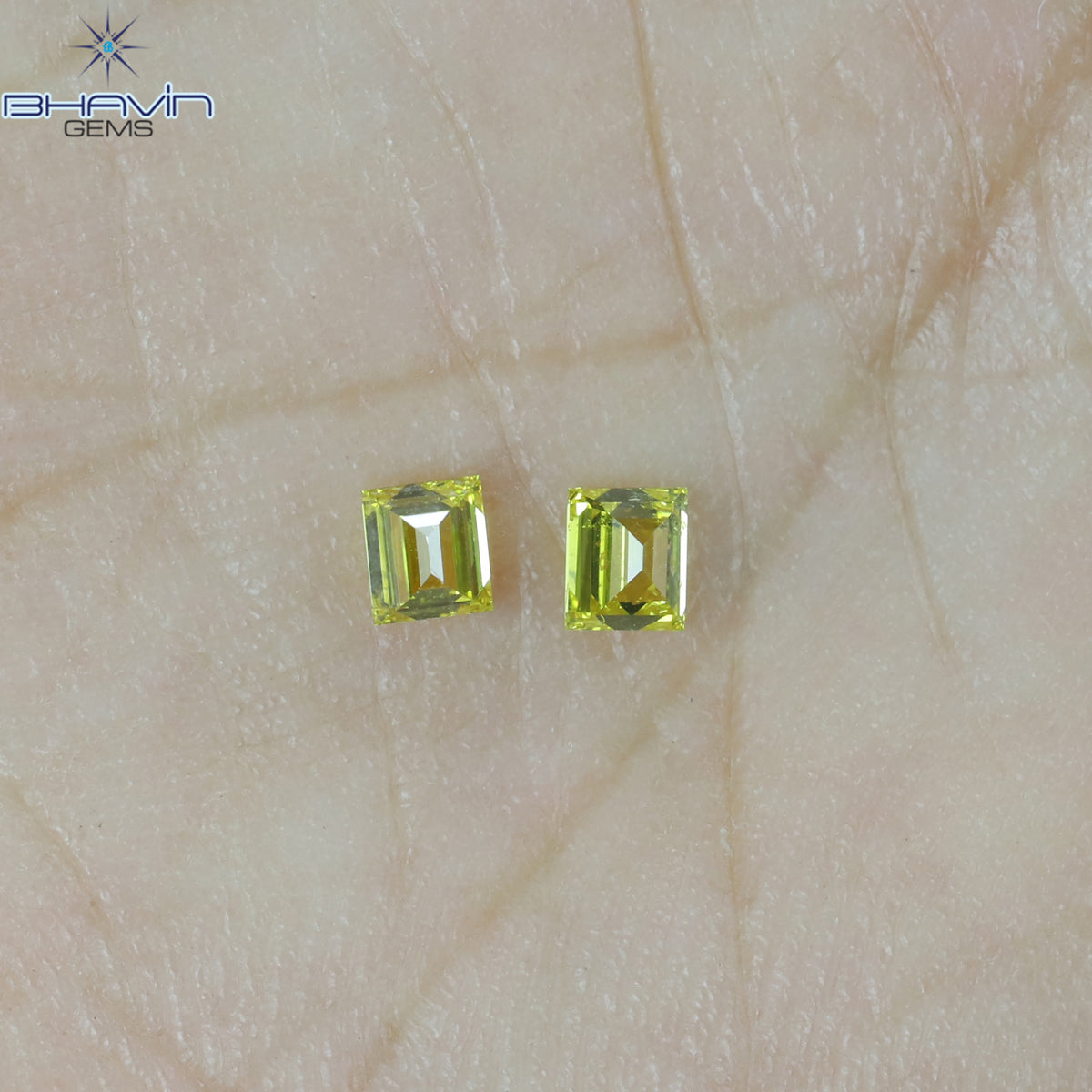 0.22 CT/2 Pcs Natural Square Cut Diamond Enhanced Yellow Color Clarity VS2 (2.69 MM)