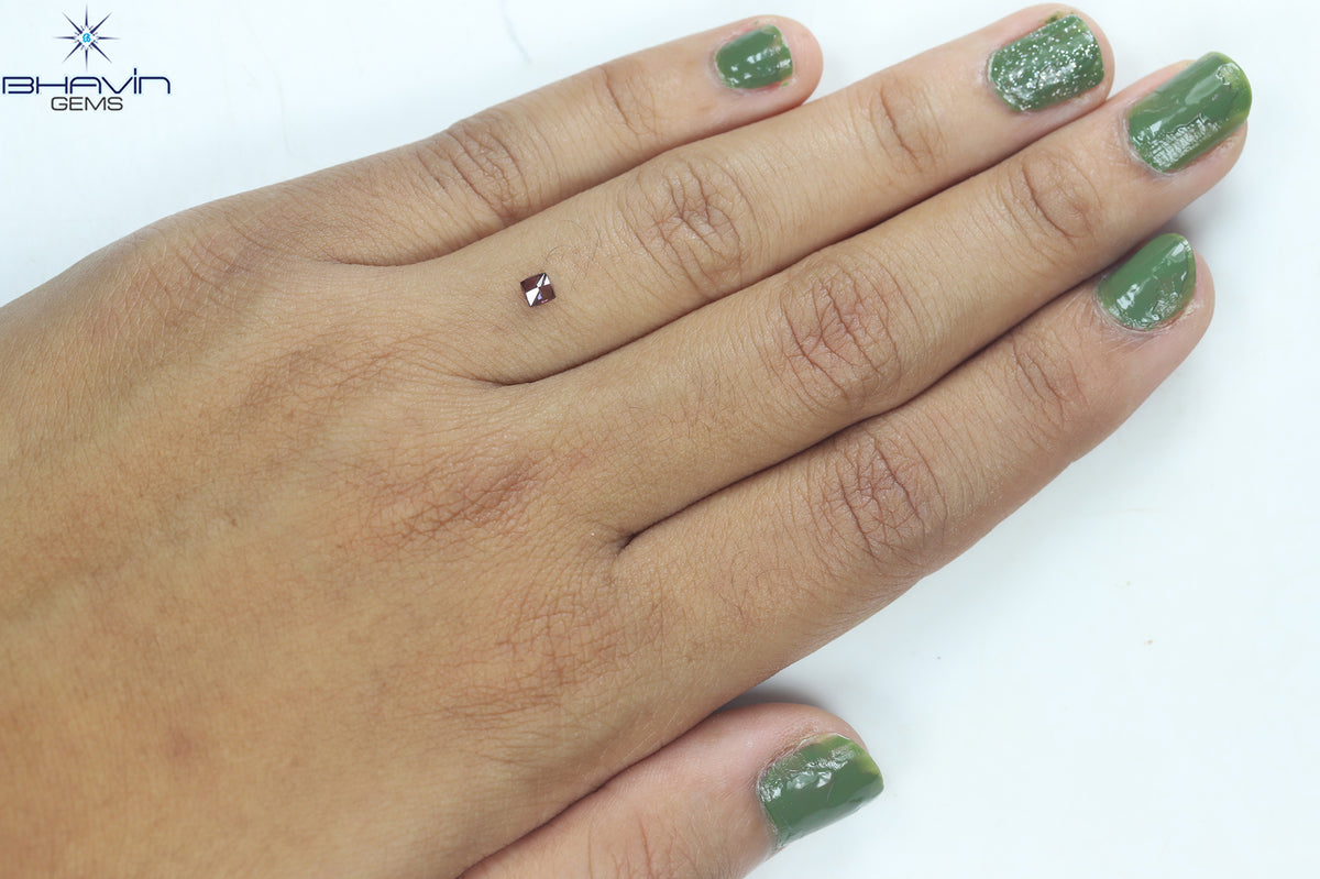 0.13 CT クッション シェイプ ナチュラル ルース ダイヤモンド ピンク色 VS1 クラリティ (2.89 MM)