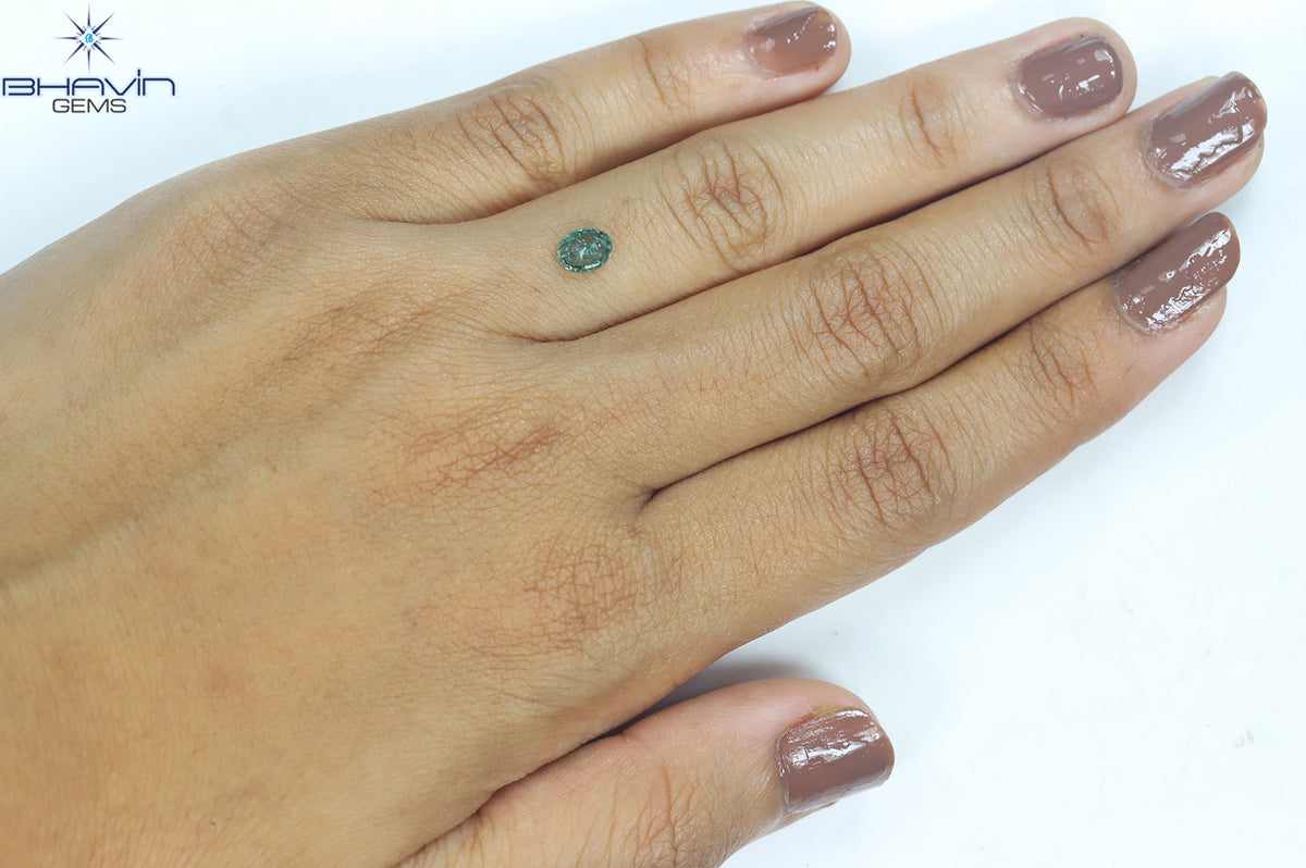 0.50 CT オーバル シェイプ ナチュラル ダイヤモンド グリーン カラー SI1 クラリティ (5.87 MM)